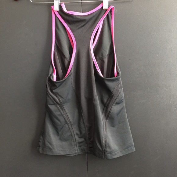 5 Champion Workout Tops - Picture 15 of 16